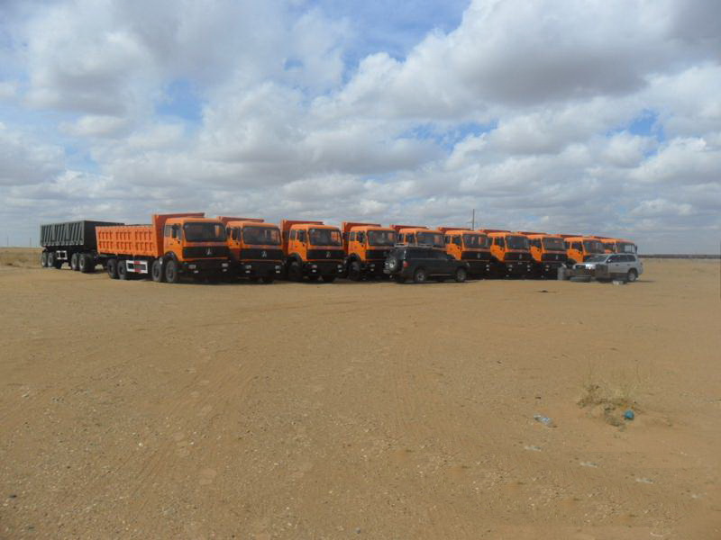 20 unités de camions benne beiben 50 T sont envoyées au client mogolia à ERLIANHAOTE